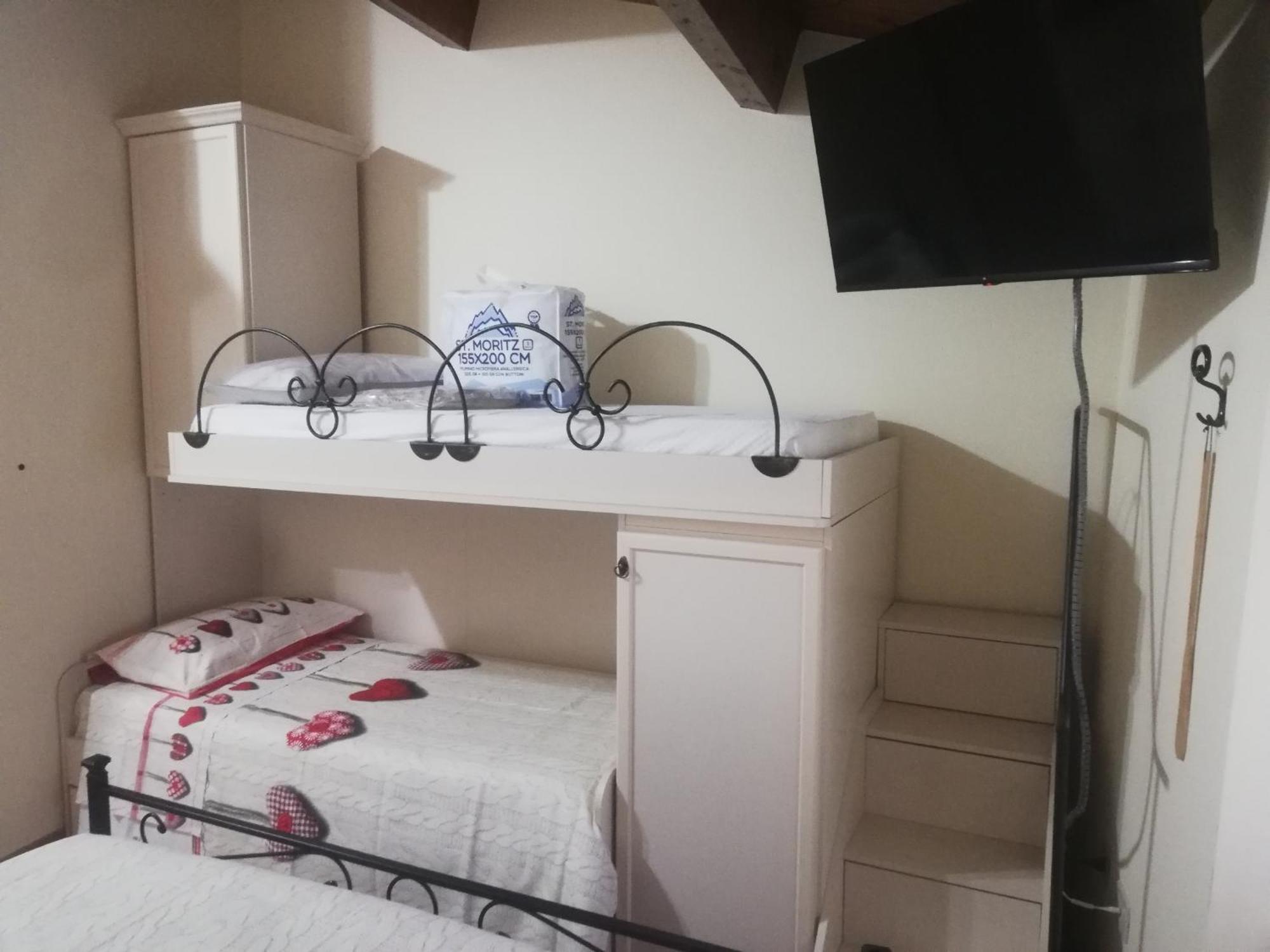 Appartamenti Cardinali Assise Chambre photo