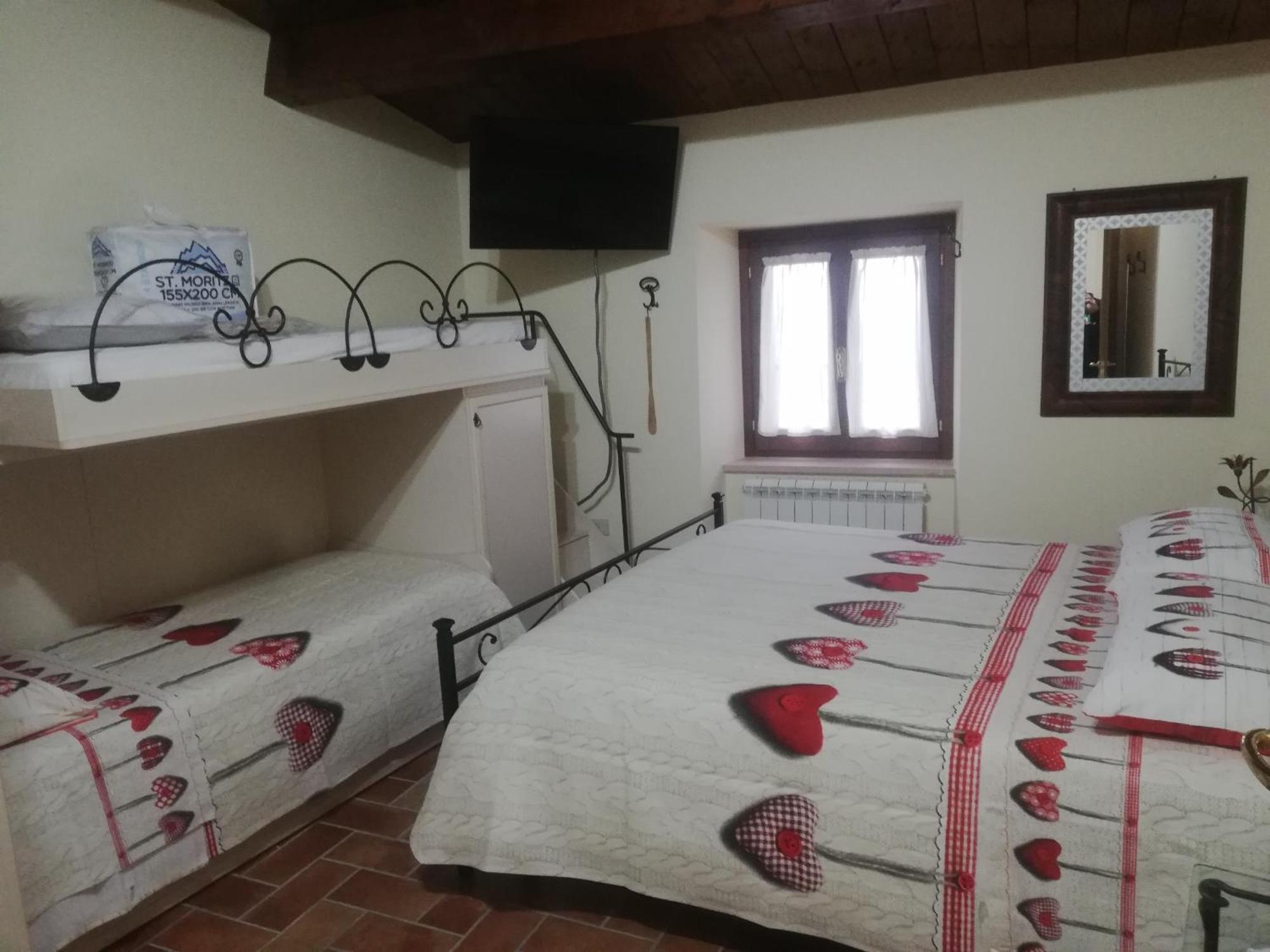 Appartamenti Cardinali Assise Chambre photo